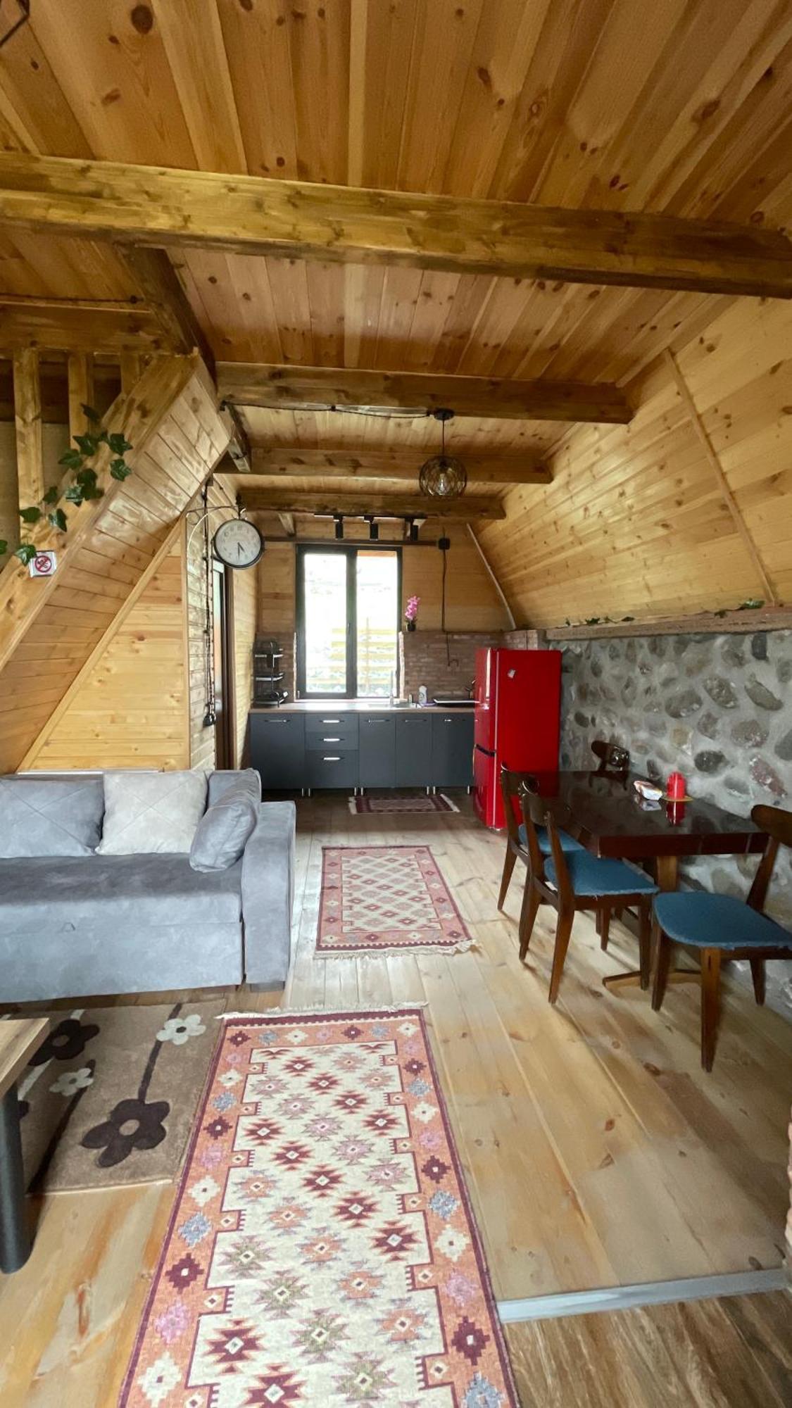 Aura Cottages Stepancminda Zewnętrze zdjęcie